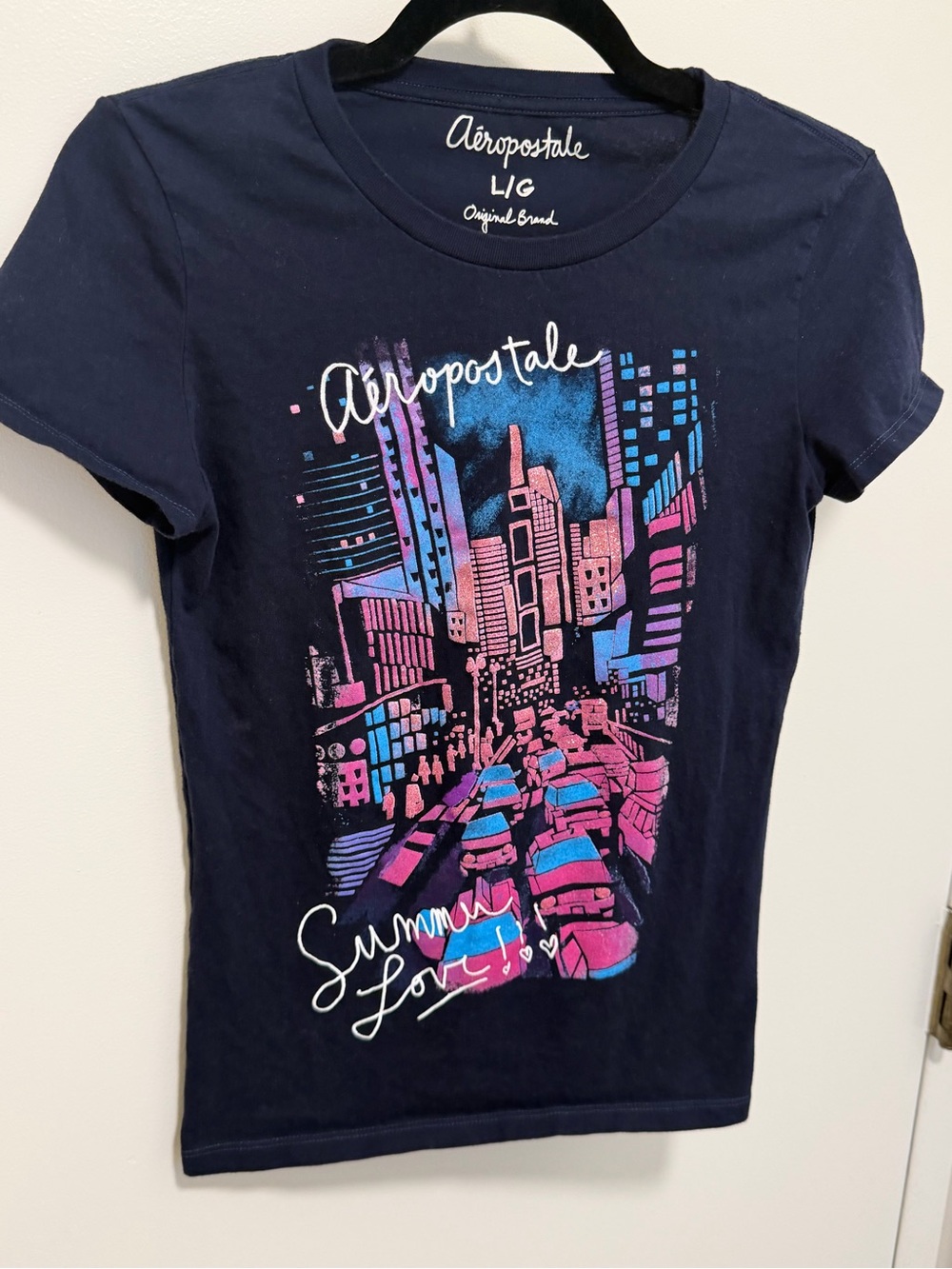 Aeropostale Navy Summer Love Tee with glitter size large L like new! 100% COTTON
